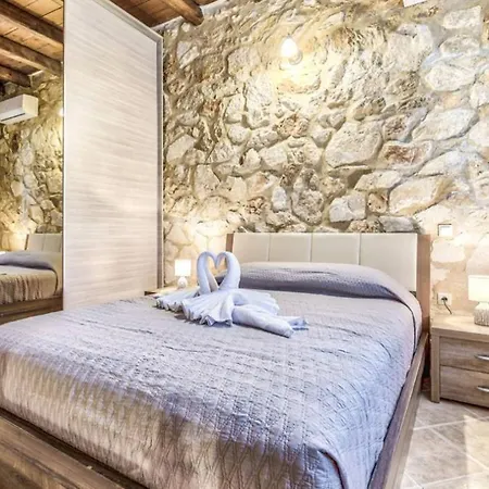 Villa Zante Poolside Paradise - La Vite Stone
